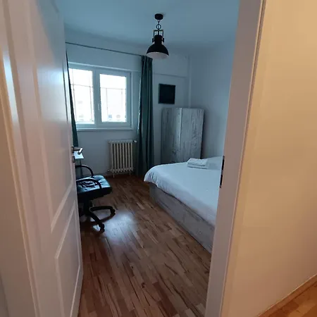 Botanical Garden Apartment